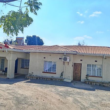 Matt Bed And Breakfast Lilongwe Exterior foto